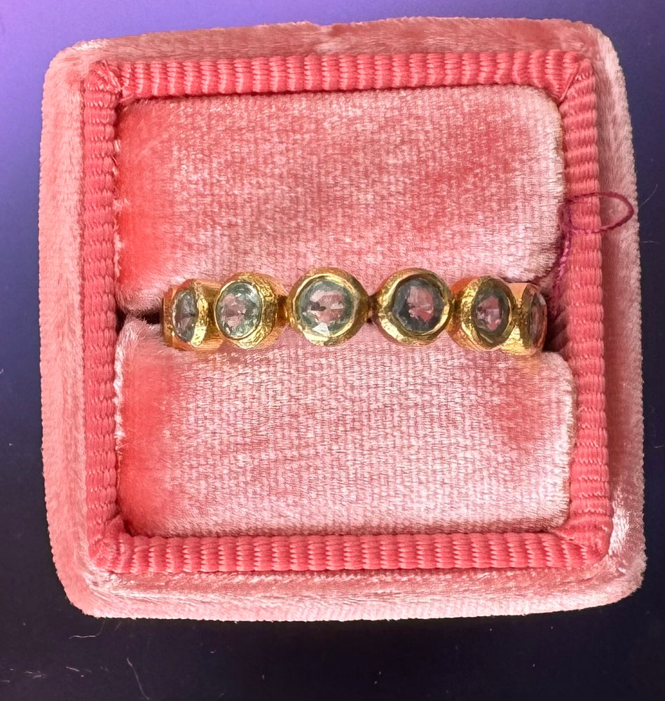 18K Gold Bezel Set Green Sapphire Ring - Size 7